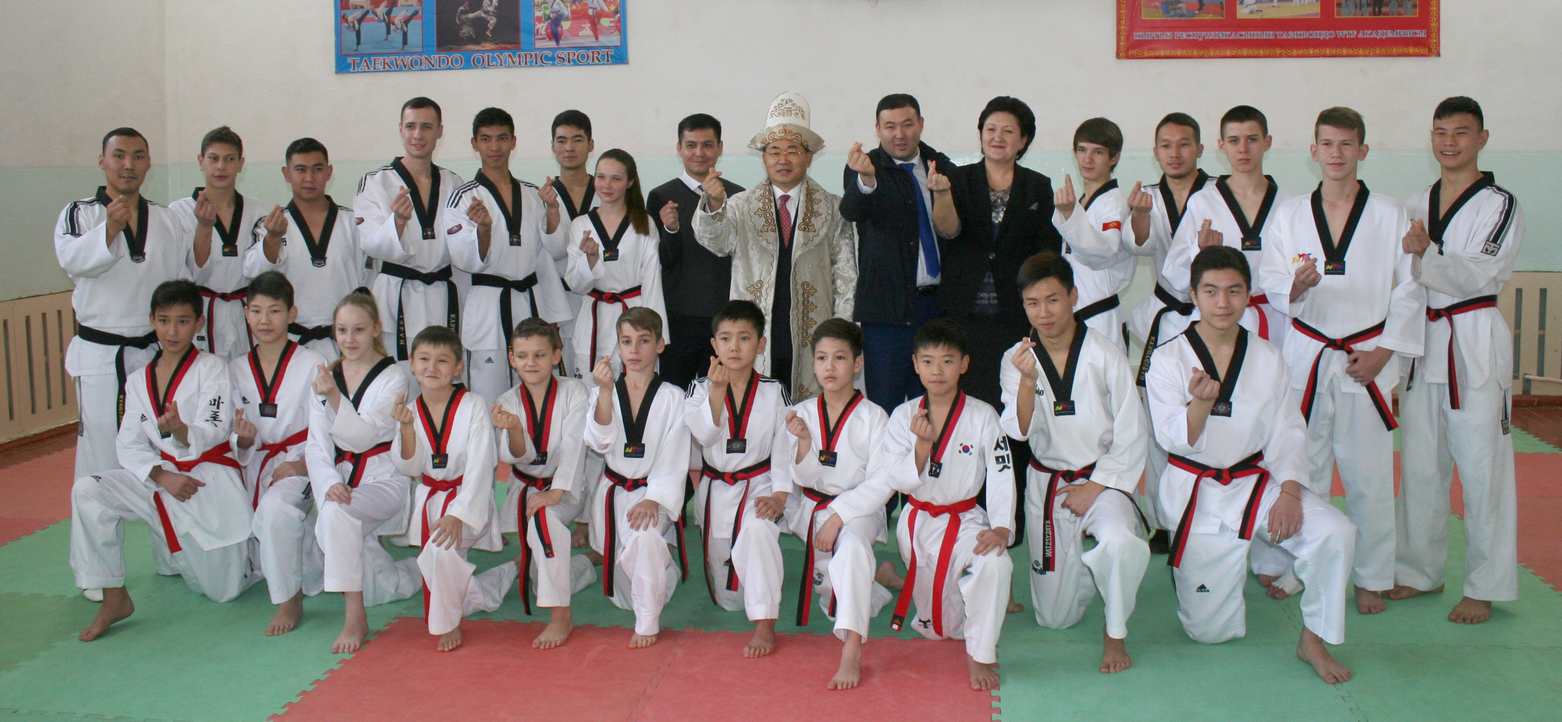 Южная Корея тхэквондо. Тхэквондо Южно-Сахалинск. Дворец тхэквондо в Южной Корее. The Kyrgyzstan Taekwondo Association. Тхэквондо южный