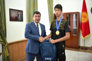 Mayor of Bishkek met with medalists of the World Taekwondo Championship